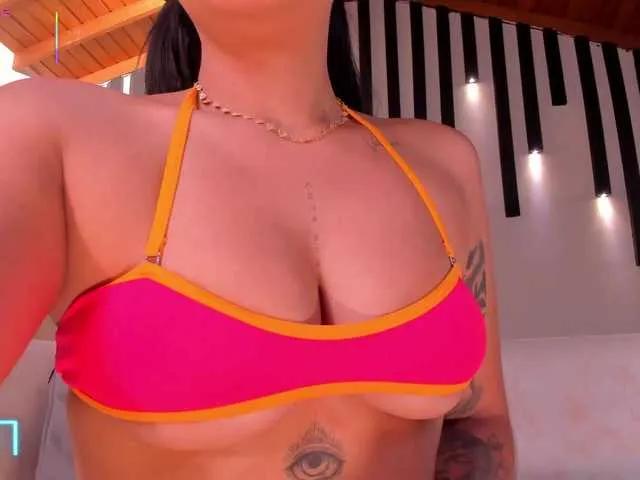 AlyssaDean — Men who know what they are looking for and want from me.

I like men who treat me like a queen. ...I like hot and playful people