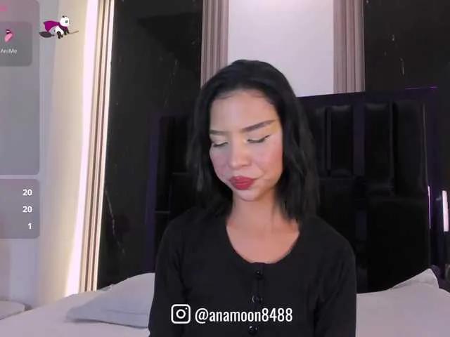 Arianna-moon — I love soft kisses, intense whispers, I love touching myself and thinking about the crazy things we can do together, as a very hot woman I always like to think about what makes me wet