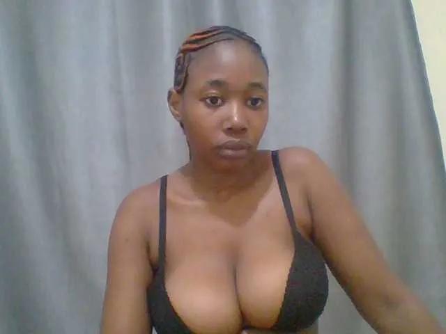 Astrah99 on BongaCams