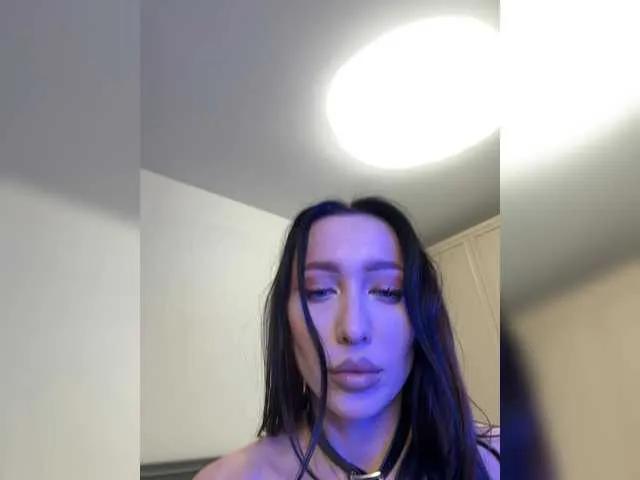 Bellaluna — Freechat on BongaCams