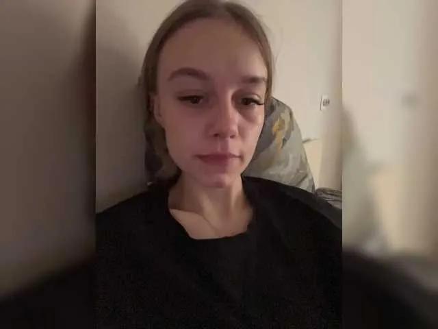 Bony8qw-1 on BongaCams