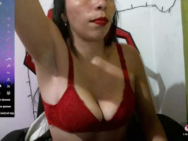 CatalinaDeColombia21 on BongaCams 