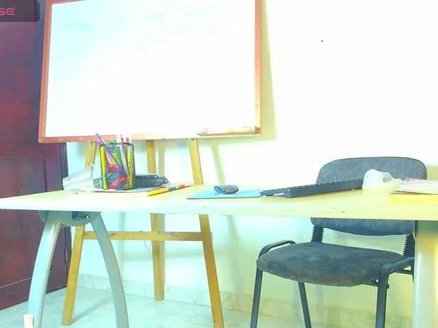 ELEK-KTRA-67 on BongaCams