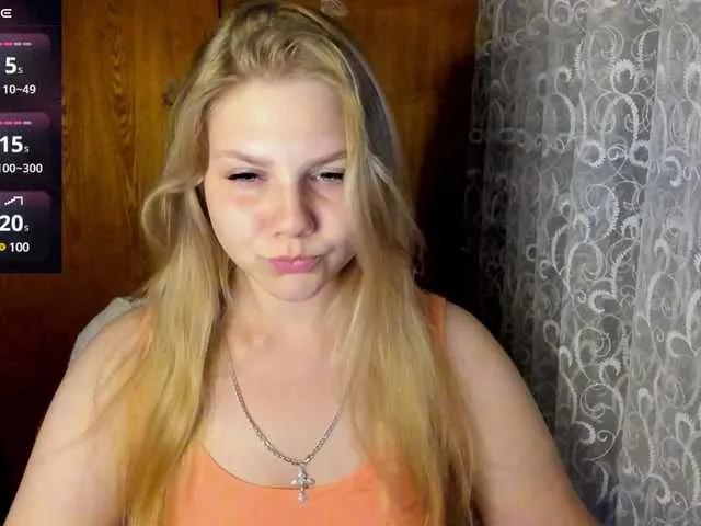 Emma-Frizea — Freechat on BongaCams