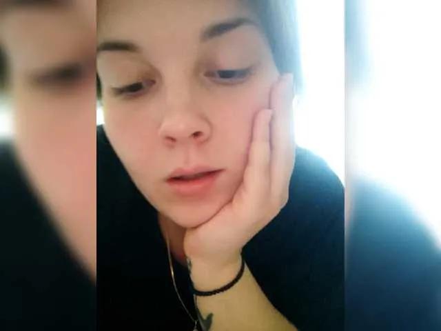 FoxyLoVe25 — Freechat on BongaCams