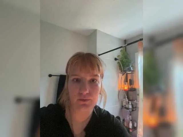 JuniperLenora — Freechat on BongaCams