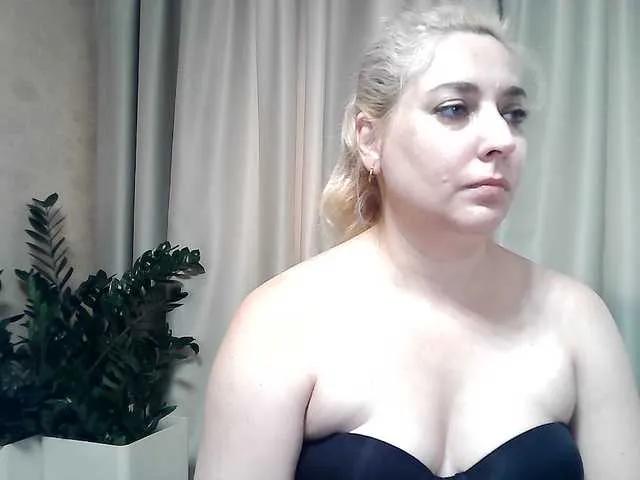 KickaIricka on BongaCams 