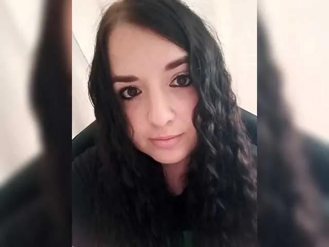 LANA2810 — Freechat on BongaCams