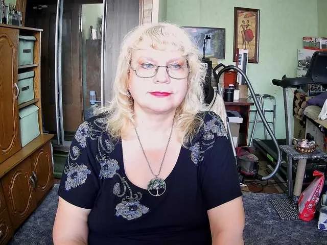 LOLA88888 — generosity, tenderness