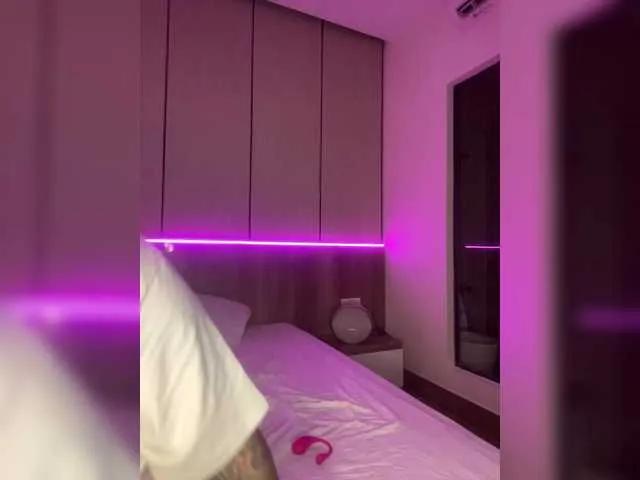 lovetwins — I like cum in my face, doggy, deep BJ, BDSM and more...