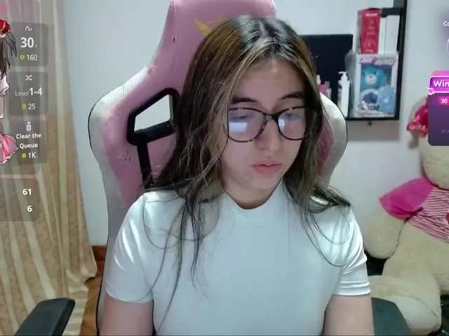 Maggie-Fox on BongaCams 