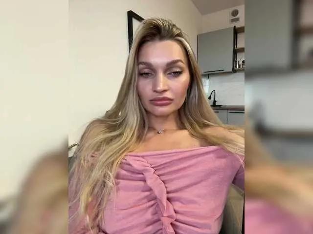 Manymoney1 on BongaCams