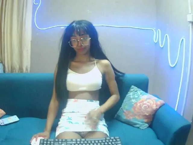 Marinahgrey — La musique m'accompagne au quotidien, que ce soit pour me dtendre ou me motiver. J'apprcie aussi les balades tranquilles, dcouvrir de nouveaux endroits, cuisiner de temps en temps, et profiter de moments calmes seule ou entoure des bonnes personnes.