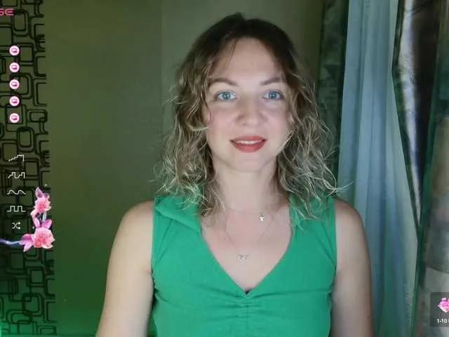 maru-healing-voice on BongaCams