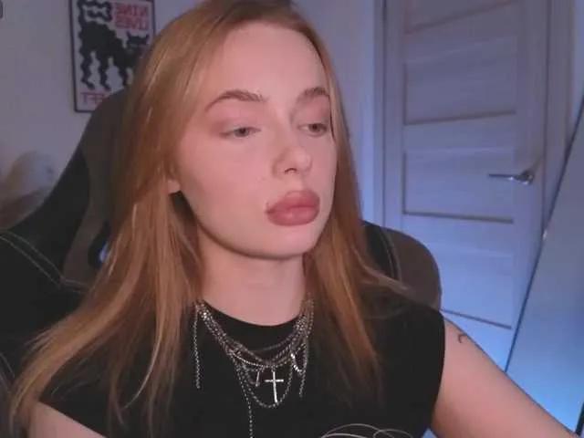 mayshy on BongaCams