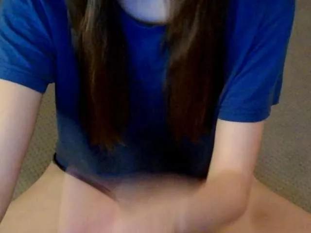 mikkirsan1 on BongaCams 