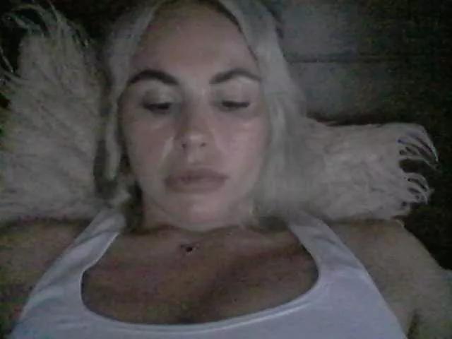 Millisa13 on BongaCams 