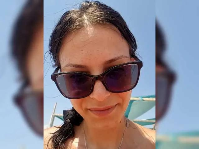 MiryamyrGoddess25 — I love confident men who know how to treat a lady....