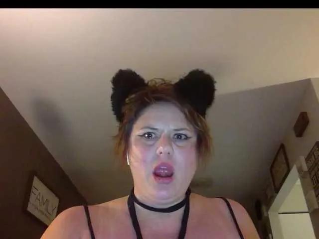 Nikiss3333 on BongaCams 