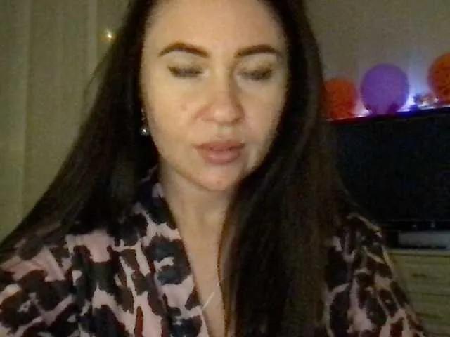 olexamiller — Respectful attitude, pleasant conversations, emotional and mental intelligence, humor, and playfulness attract my attention.