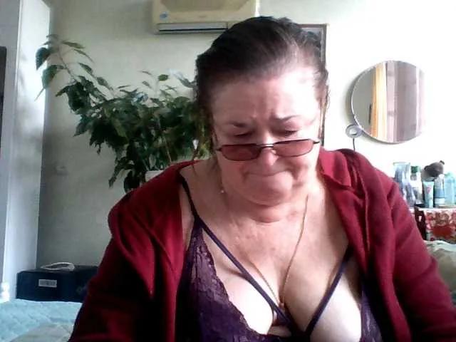 rekelme — I like talking on sexual topics and playing sex games, always positive and I like to enjoy everything that happens to me, I want to share smiles with you