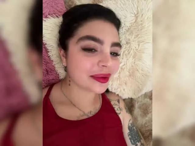 RoseMoonn on BongaCams