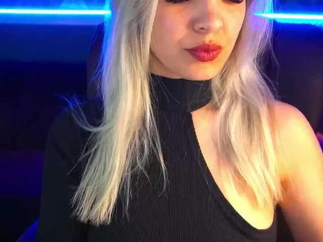 SashaBlooms on BongaCams 