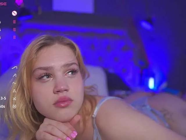 SexyBlondeDoll — Freechat on BongaCams