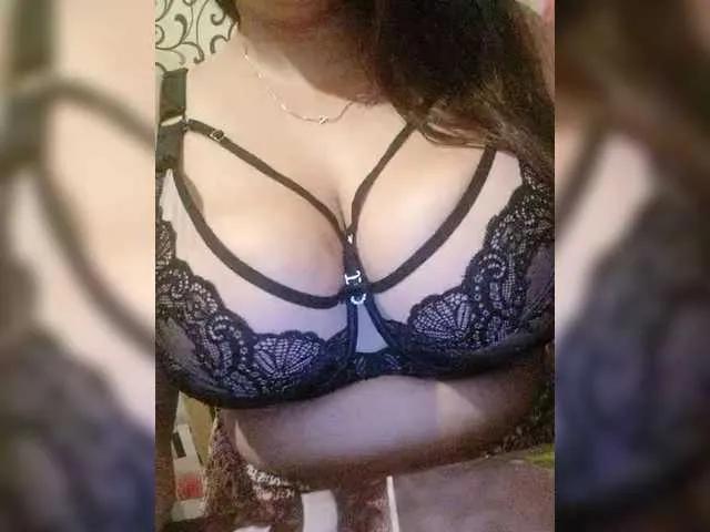 sexykucka — My lovense toy, sex vibrations bring me to orgasm to squirt a fountain of pleasure, according to the mood I insert lovense in the ass, basically it is always in the pussy, the clink of coins is often