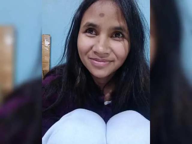 TitiAnnah — Suivez-moi. accdez  mes diffusions et profitez-en. j'aime les hommes qui peuvent me contrler et faire de moi leur jouet. J'aime vous faire plaisir et J'aime savoir que je vous excite Je vous rvlerai mes secrets rotique comme dans les vrais films porno...