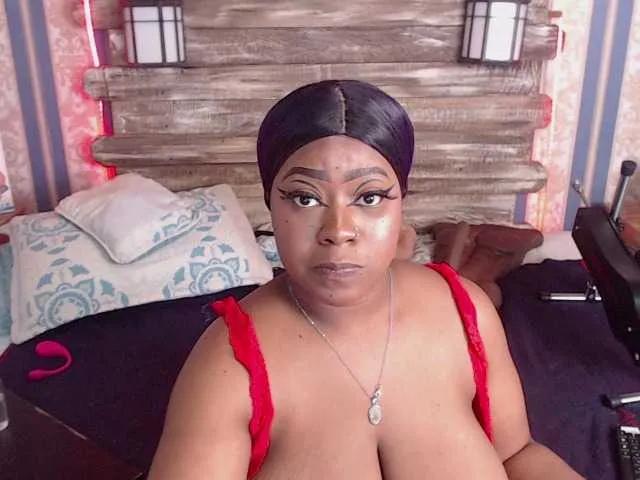TrixieMar on BongaCams