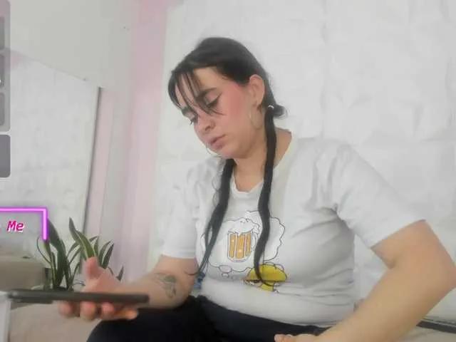 Valeriagomez — I love sincerity  and interesting conversations . I'm passionate about virtual content that's explosive  and without limits . I enjoy intense anal play , blowjobs , squirting , and everything that takes you to the edge .