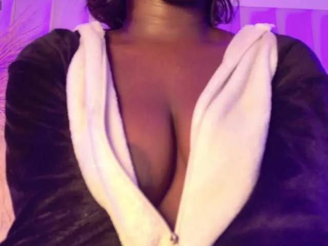 VICKYWALLES on BongaCams