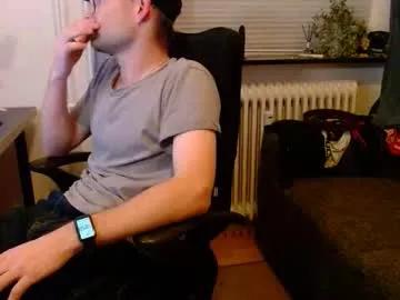 _whoisthatguy_ — naked #new #hairy #slim #sexy  [204 tokens remaining]