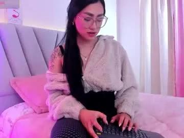 ambaar5 — GOAL: Pussy play fingering [100 tokens remaining] Let's talk to the skin - a new experience  #new #latina #petite #squirt #daddysgirl