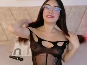 amyvegaa_ — Welcome to my room! I hope meet us and get fun!  - Goal: Control domi 1 min [55 tokens left] #new #puffynipples #petite #cute #smalltits