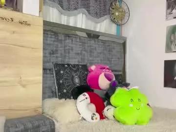 andy_belier — cum show explosion [1951 tokens remaining]