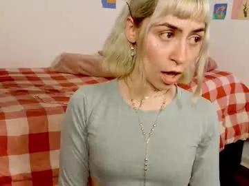 annietinky on Chaturbate 