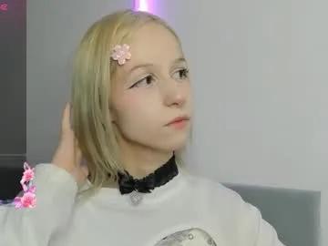 anny_0luv — goal:ahegaoHello welcome to my room. I'm new here, I hope we can become friends. #new #cute #blonde #feet #18 [40 tokens remaining]