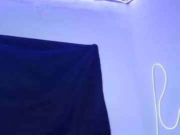 bella_warzon on Chaturbate 