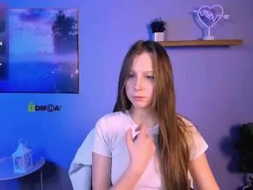 black_sara_ — GOAL: make me happy [55 tokens remaining] Welcome to my room! #18 #shy #new #brunette #nonude