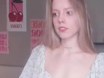 denaebeste — Hi ! I am beginner model here ! Let's just fun GOAL: tourn around & show outfit + Every 5 token MEOW #new #shy #skinny #18 [33 tokens remaining]