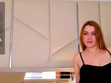 ellielarson on Chaturbate 