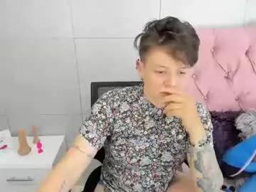 fanny_18 — I have a short hair and also an beautiful face talk with me,I like the talk... - Goal is : remove skirt #tomboy #socks #hairypussy #bdsm #shorthair