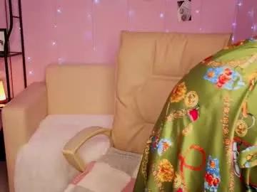 helens_lov on Chaturbate 