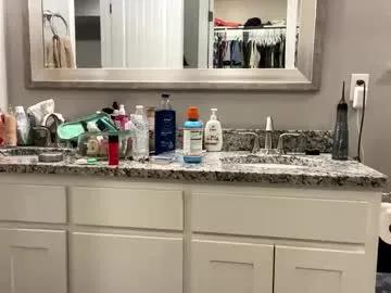 hottiewithabody101 on Chaturbate 