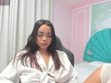 isis_loraine_ on Chaturbate 