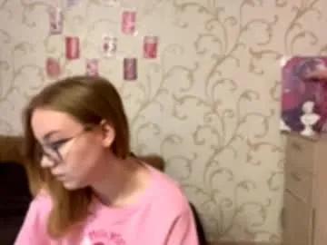 jennarease — GOAL >"Show my legs, caress them< #new #18 #blond #cute #shy [42 tokens remaining]