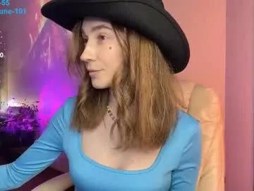 just_call_me_jess — Hi!Welcome back to the past<3 // GOAL: something sexy [327 tokens left] // EPIC GOAL: rip leggings and fuck hairy pussy<3) [5483 tokens left] #bush #fit #leggings #natural #hairy