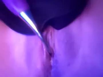 kikicutie69 on Chaturbate 